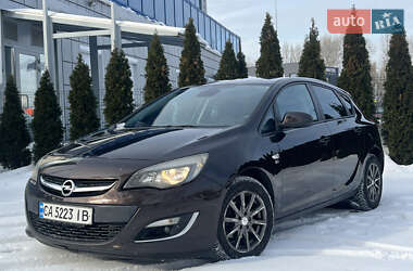 Хэтчбек Opel Astra 2012 в Киеве
