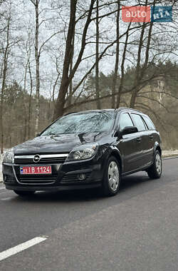 Универсал Opel Astra 2007 в Луцке