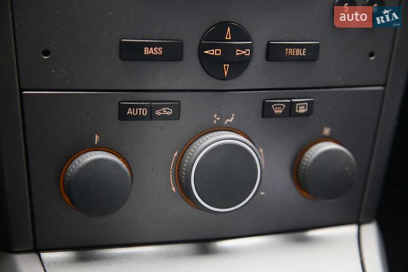 Универсал Opel Astra 2004 в Харькове