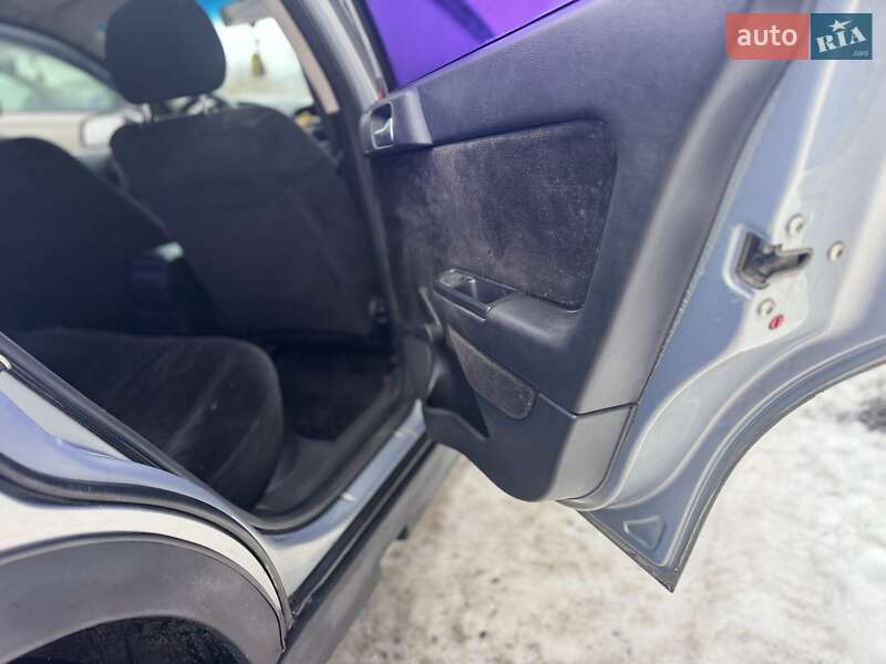 Седан Opel Astra 2001 в Львові