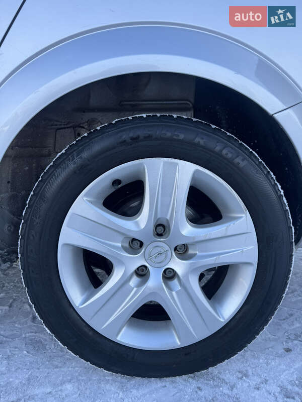 Универсал Opel Astra 2008 в Киеве фото 32 Универсал Opel Astra 2008 в Киеве