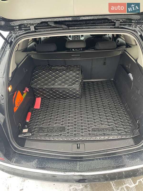 Універсал Opel Astra 2014 в Стрию