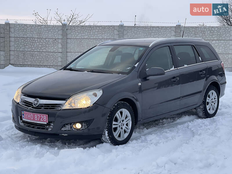Универсал Opel Astra 2009 в Луцке фото 2 Универсал Opel Astra 2009 в Луцке