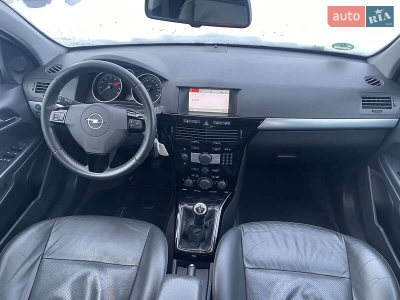 Универсал Opel Astra 2009 в Луцке фото 25 Универсал Opel Astra 2009 в Луцке