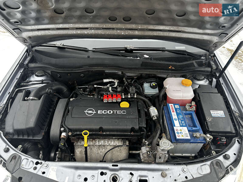 Универсал Opel Astra 2009 в Виннице