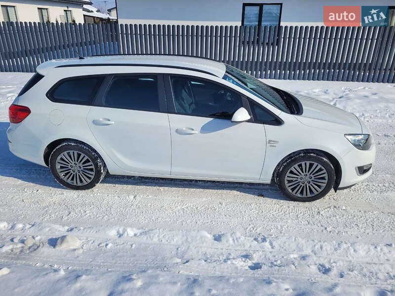 Универсал Opel Astra 2013 в Луцке фото 2 Универсал Opel Astra 2013 в Луцке