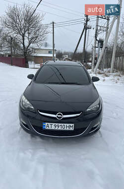 Универсал Opel Astra 2015 в Ивано-Франковске