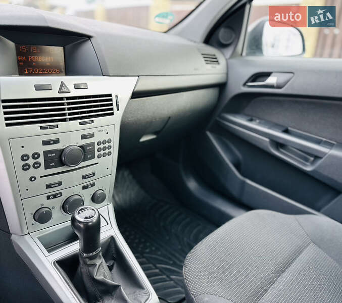Хэтчбек Opel Astra 2009 в Киеве фото 17 Хэтчбек Opel Astra 2009 в Киеве