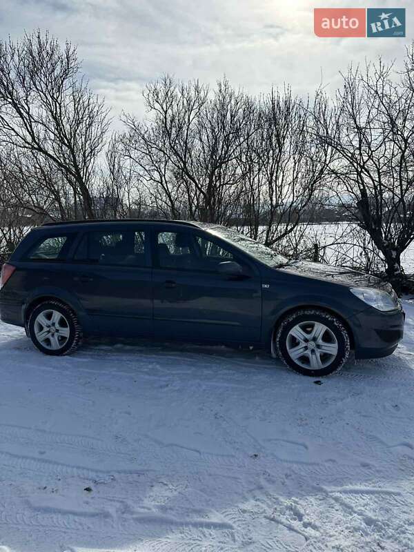 Універсал Opel Astra 2009 в Львові фото 6 Універсал Opel Astra 2009 в Львові