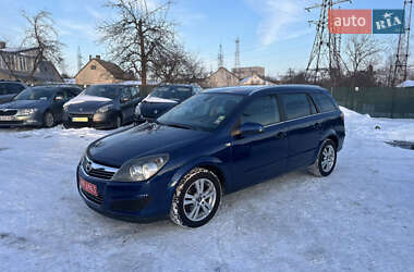Універсал Opel Astra 2007 в Луцьку