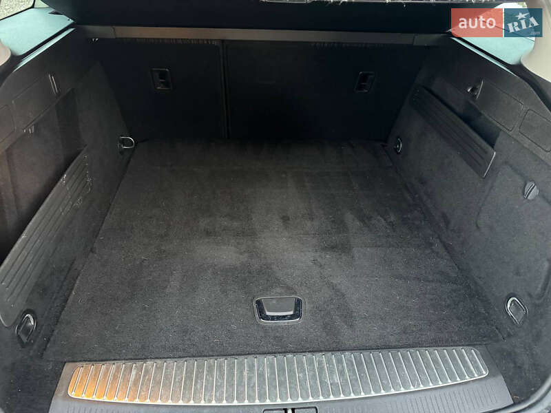 Універсал Opel Astra 2012 в Дрогобичі