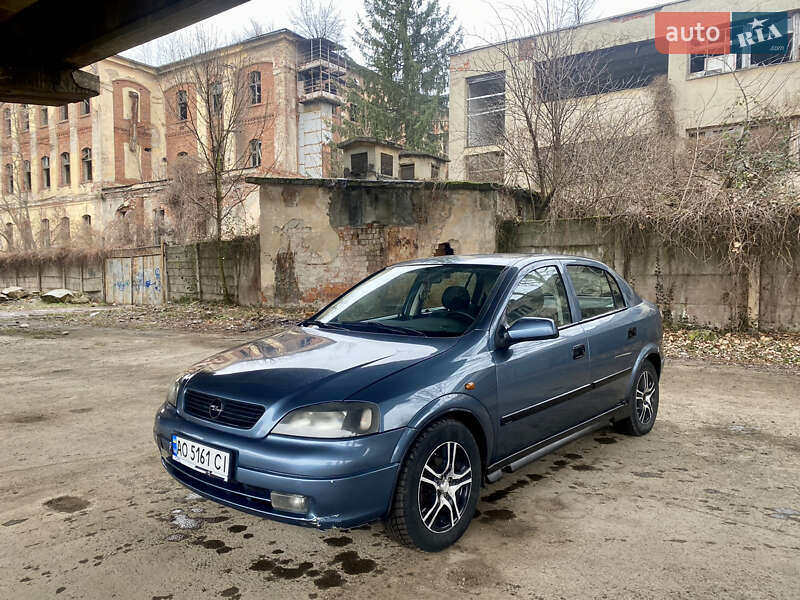 Хетчбек Opel Astra 1998 в Мукачевому