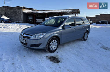 Універсал Opel Astra 2007 в Нововолинську