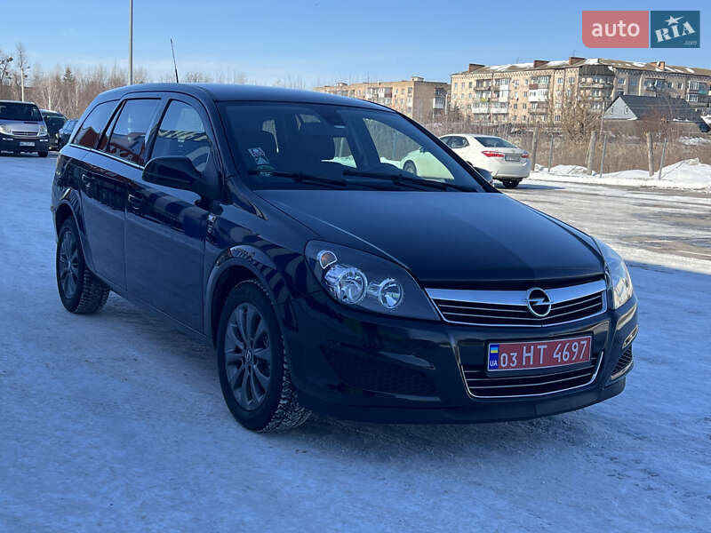2010 Opel Astra, VIN W0L0AHL35A5045660:plate — фото 1 (autoria)