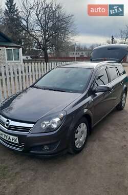Универсал Opel Astra 2010 в Житомире