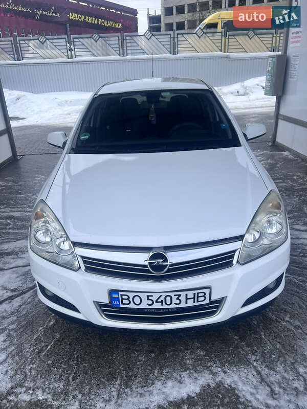 Opel Astra 2009
