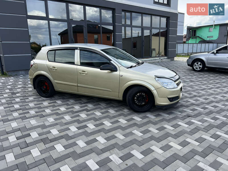 Хетчбек Opel Astra 2005 в Києві