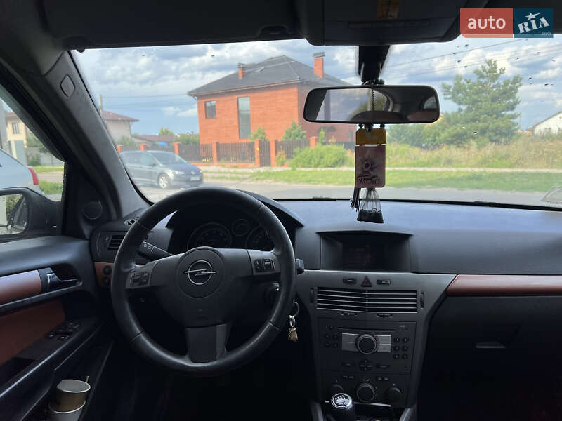Хетчбек Opel Astra 2005 в Києві