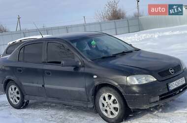 Седан Opel Astra 2000 в Тернополе