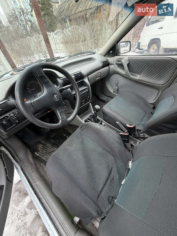 Хетчбек Opel Astra 1994 в Києві