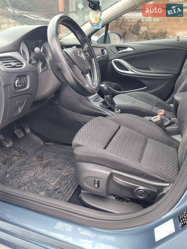 Универсал Opel Astra 2017 в Виннице