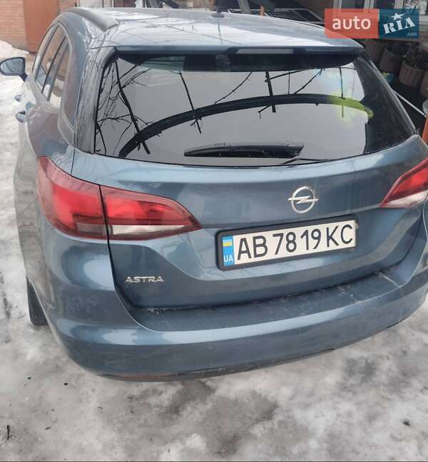 Универсал Opel Astra 2017 в Виннице