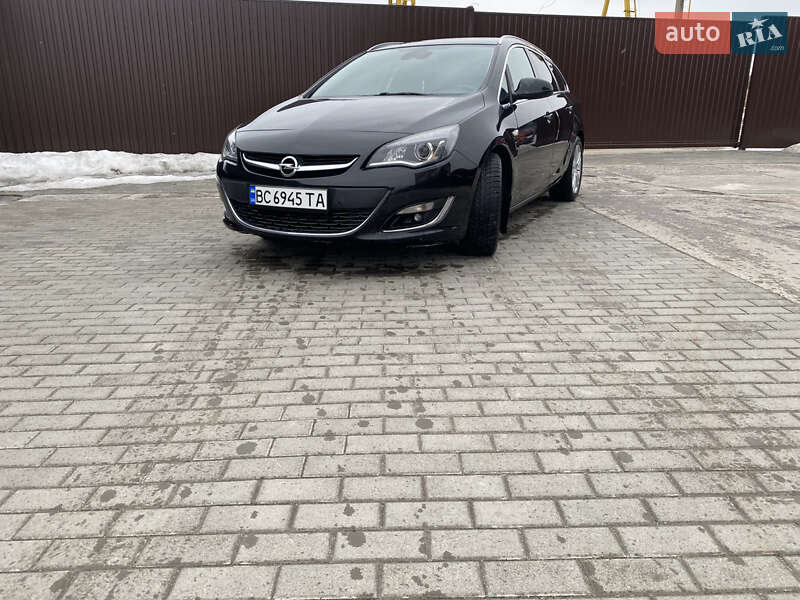 Универсал Opel Astra 2013 в Ходорове