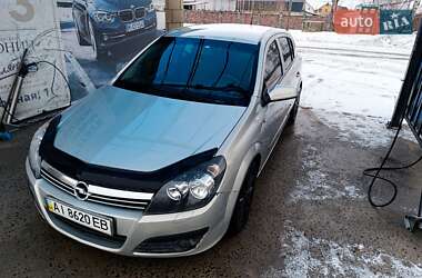 Хетчбек Opel Astra 2006 в Рокитному
