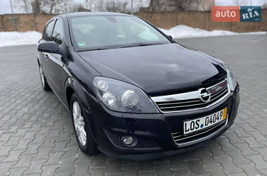 Хэтчбек Opel Astra 2009 в Ровно