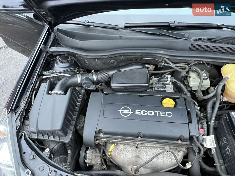 Універсал Opel Astra 2006 в Лубнах