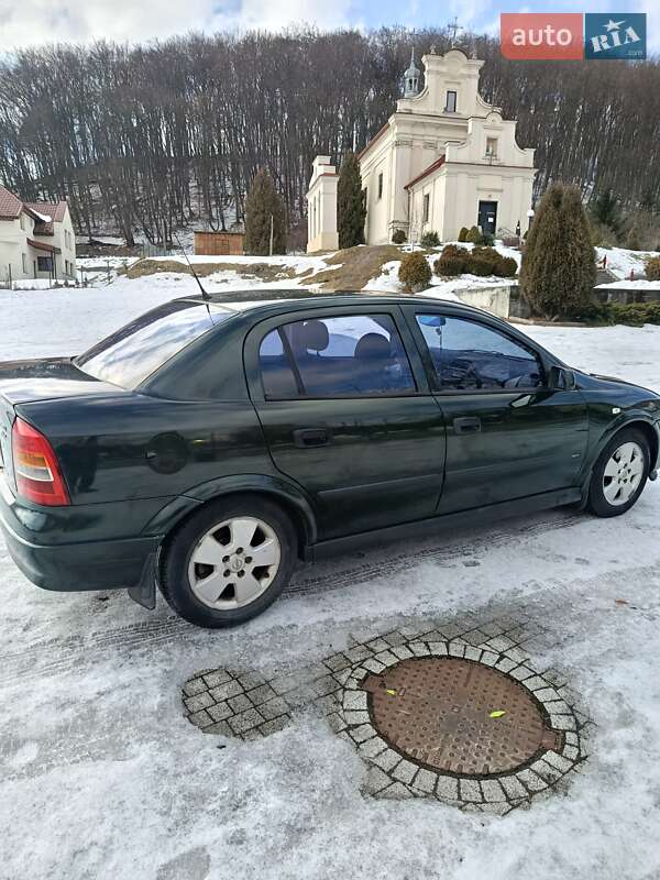 Opel Astra 2002