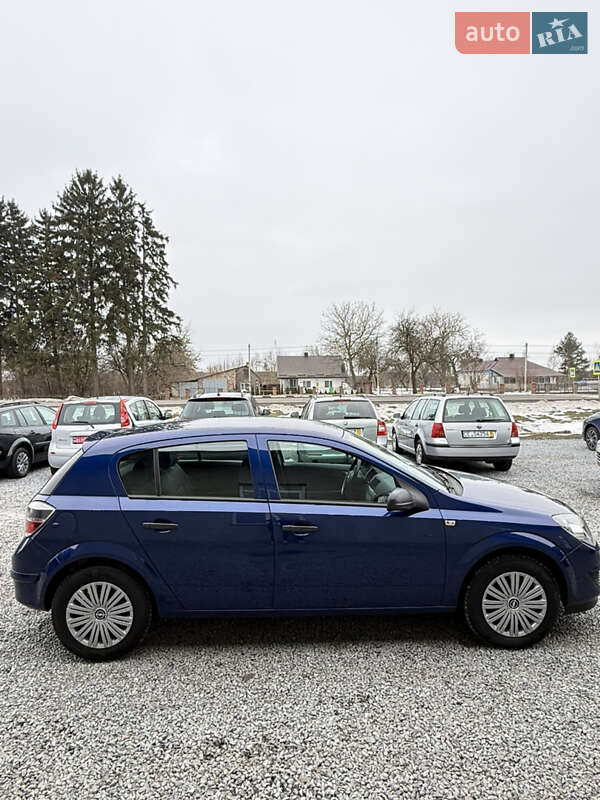 Хэтчбек Opel Astra 2009 в Луцке фото 18 Хэтчбек Opel Astra 2009 в Луцке