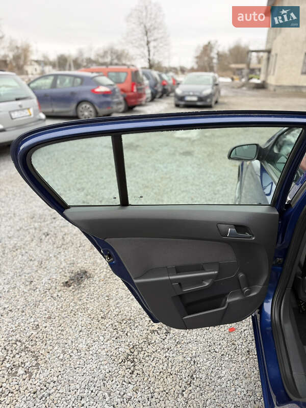 Хэтчбек Opel Astra 2009 в Луцке фото 97 Хэтчбек Opel Astra 2009 в Луцке