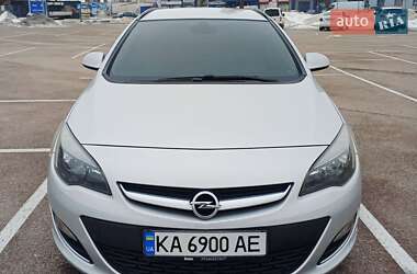 Універсал Opel Astra 2012 в Житомирі
