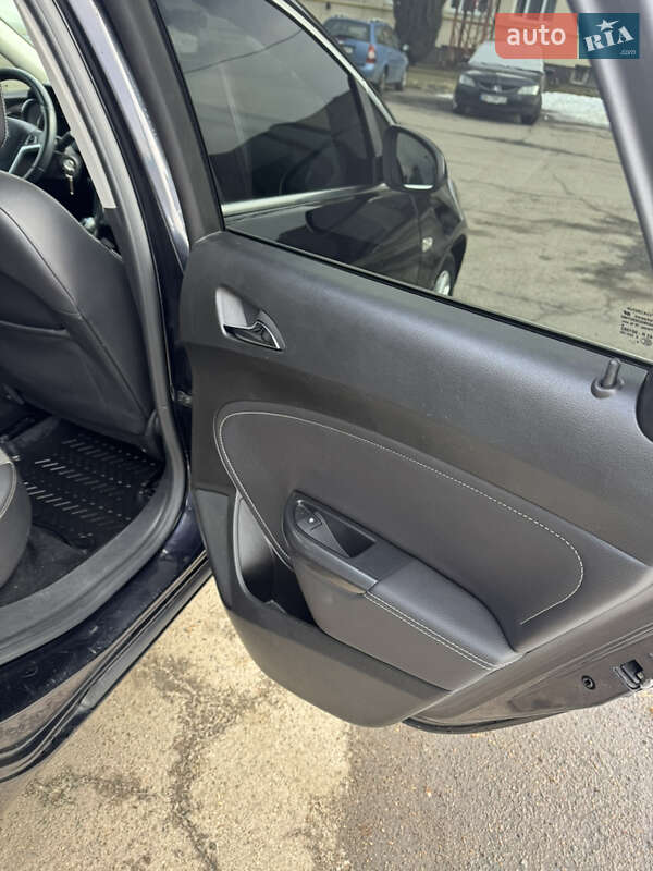 Хэтчбек Opel Astra 2010 в Ровно фото 20 Хэтчбек Opel Astra 2010 в Ровно