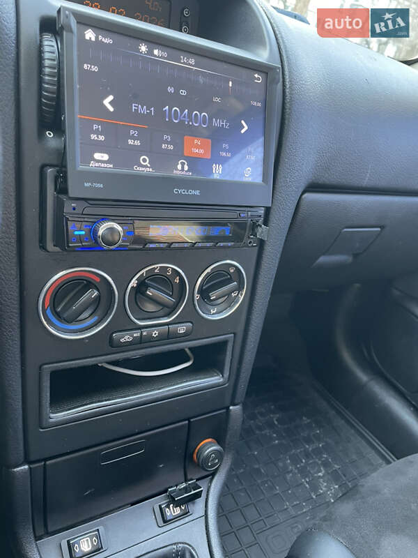 Універсал Opel Astra 2003 в Києві