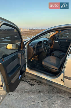 Седан Opel Astra 2008 в Сарнах фото 12 Седан Opel Astra 2008 в Сарнах