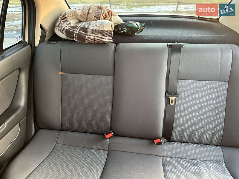 Седан Opel Astra 2008 в Сарнах фото 18 Седан Opel Astra 2008 в Сарнах