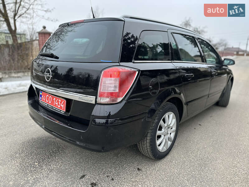 Универсал Opel Astra 2007 в Ивано-Франковске