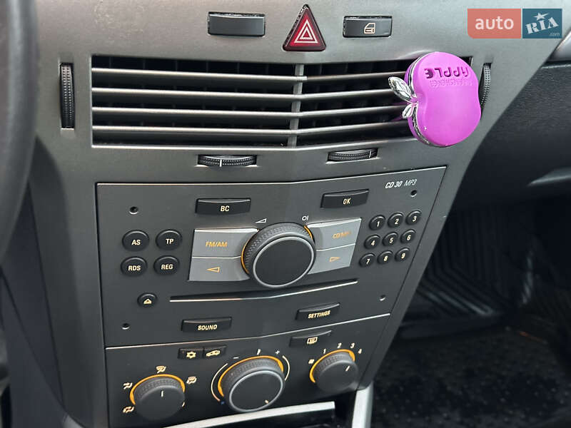 Универсал Opel Astra 2007 в Ивано-Франковске
