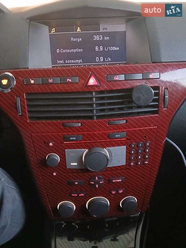 Хэтчбек Opel Astra 2008 в Ровно