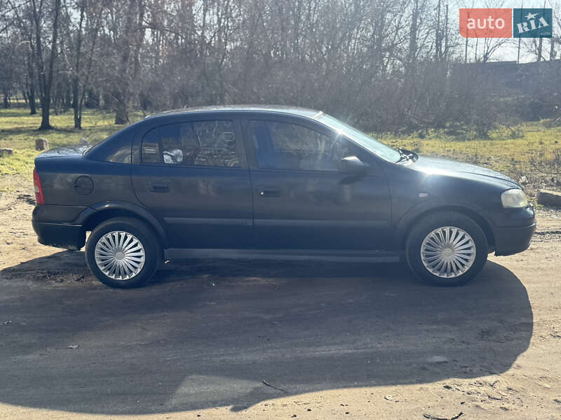 Седан Opel Astra 2006 в Николаеве фото 6 Седан Opel Astra 2006 в Николаеве