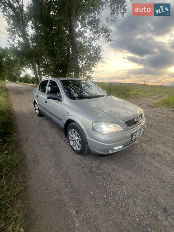 Седан Opel Astra 2008 в Львове фото 2 Седан Opel Astra 2008 в Львове