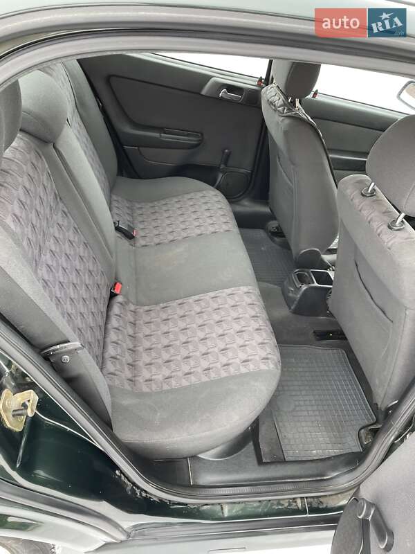 Седан Opel Astra 2002 в Жмеринці