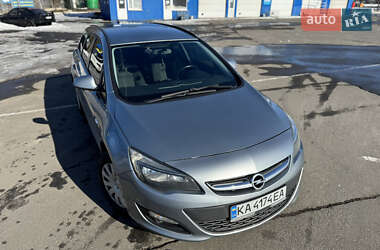 Универсал Opel Astra 2014 в Броварах