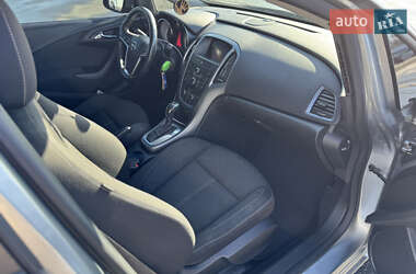 Универсал Opel Astra 2014 в Броварах