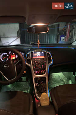 Универсал Opel Astra 2014 в Житомире фото 15 Универсал Opel Astra 2014 в Житомире