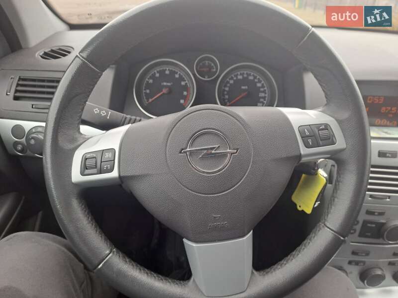 Универсал Opel Astra 2009 в Виннице