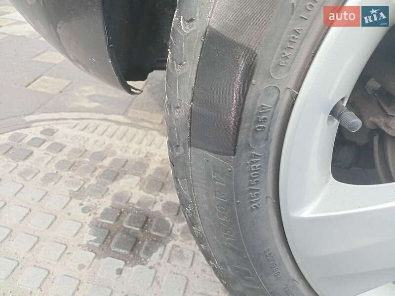 Хэтчбек Opel Astra 2011 в Полтаве