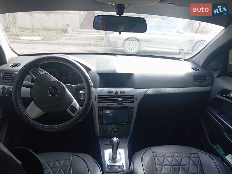Хетчбек Opel Astra 2006 в Миколаєві фото 5 Хетчбек Opel Astra 2006 в Миколаєві